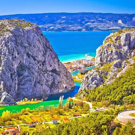 Sunshine Apartmán Omiš